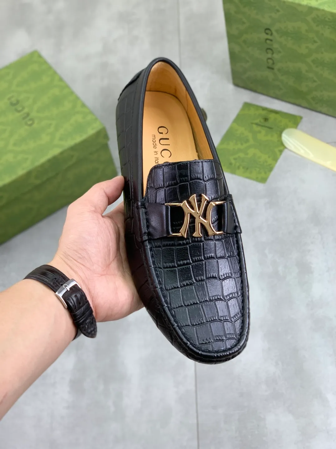 Men's men's shoes💰P360💰[New style]🆘[GUCCI] New classic beanie shoes; Hong Kong original top quality, exquisite craftsmanship, top quality💪🏼High-end boutique men's beanie shoes, British fashion style 🎈The upper is made of Italian imported calfskin🔥, comfortable and breathable, fully imported soft pigskin lining, lazy slip-on Loaf style This fabric is made of 🇮🇹🎈, which is suitable for drivers to drive, and the original non-slip and wear-resistant rubber outsole 🎈Number of yards: 38-45 2⃣️colors🉑️choose